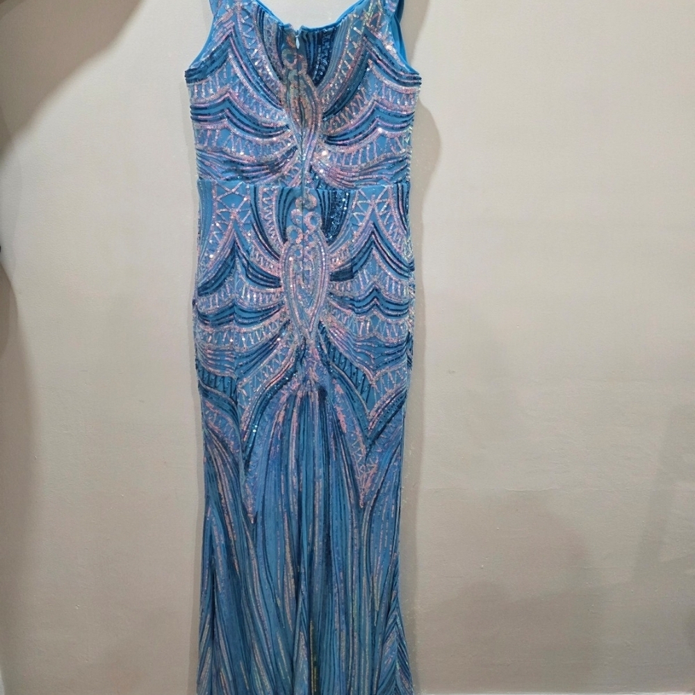 Stunning Blue Sequin Gown - Picture 2 of 3